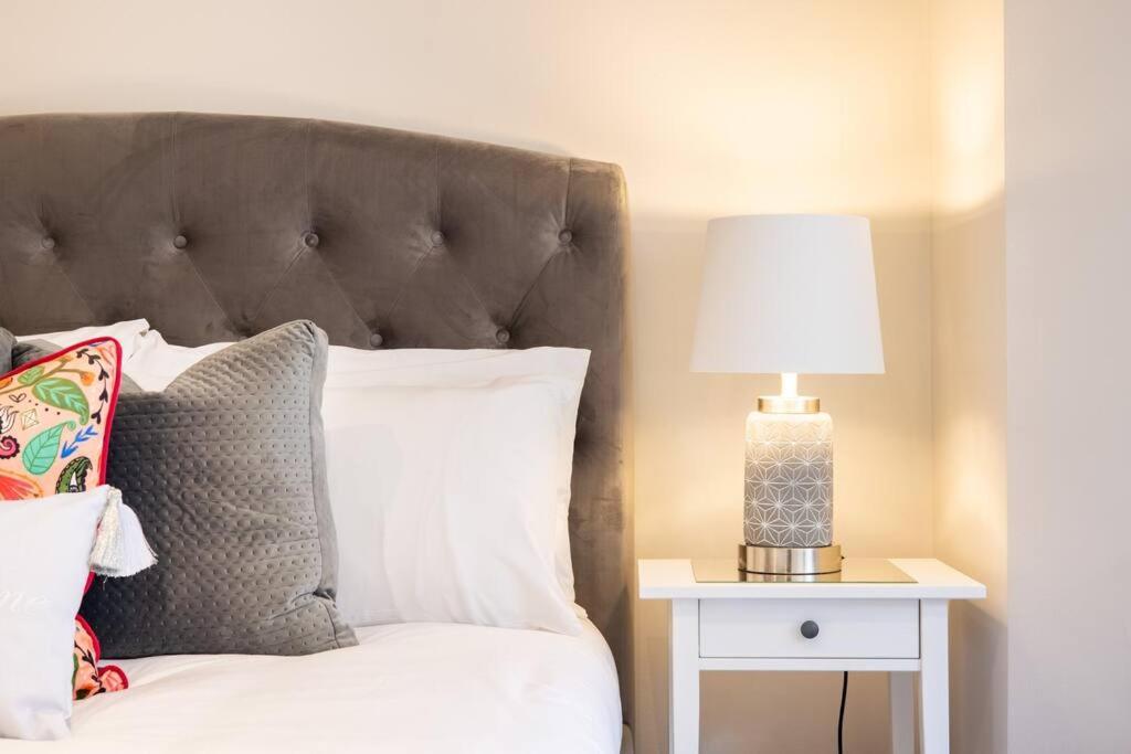 Spacious One Bedroom Flat By South Kensington 3 Month Minimum Londra